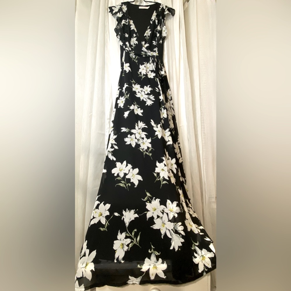 Shoe Dazzle Maxi Wrap Dress size S/M